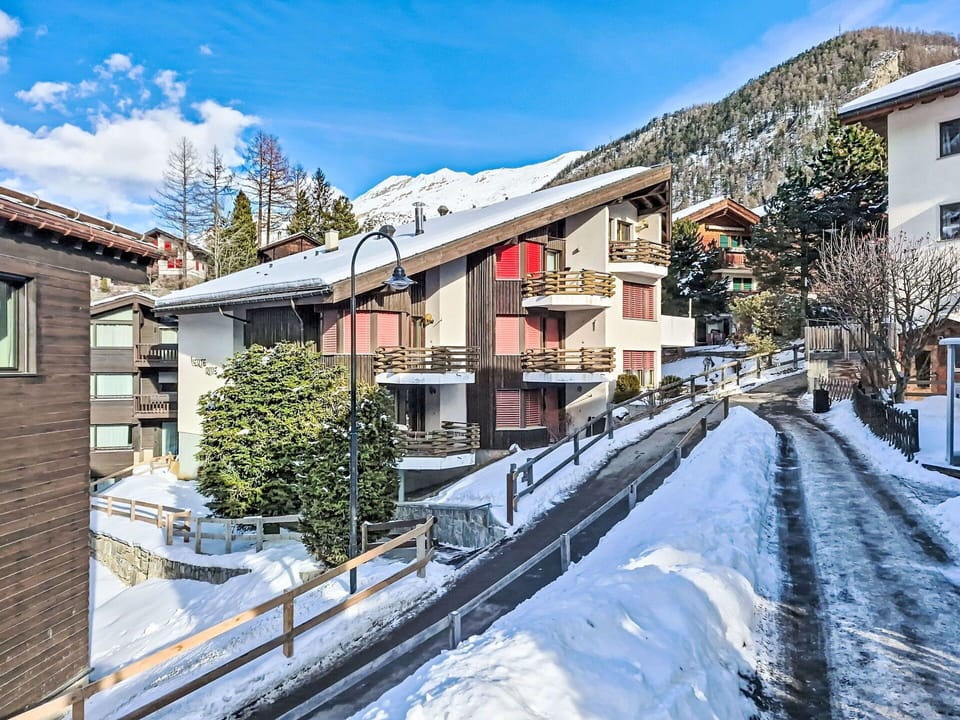 Architecture, House, Residential Area, Home, Hill Station, Slope, Balcony, Mountain Range, Mountain Village, Alps