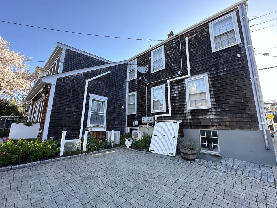 205 Spring Street - Historic Howland House - Parking Area