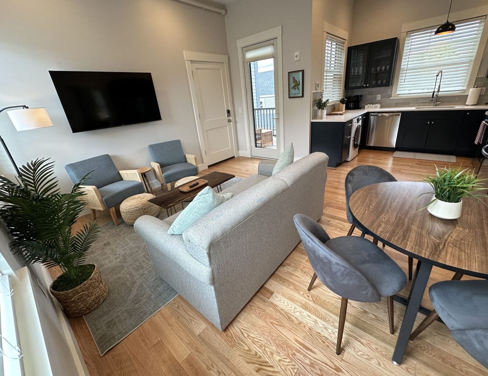 Living  & Dining Area