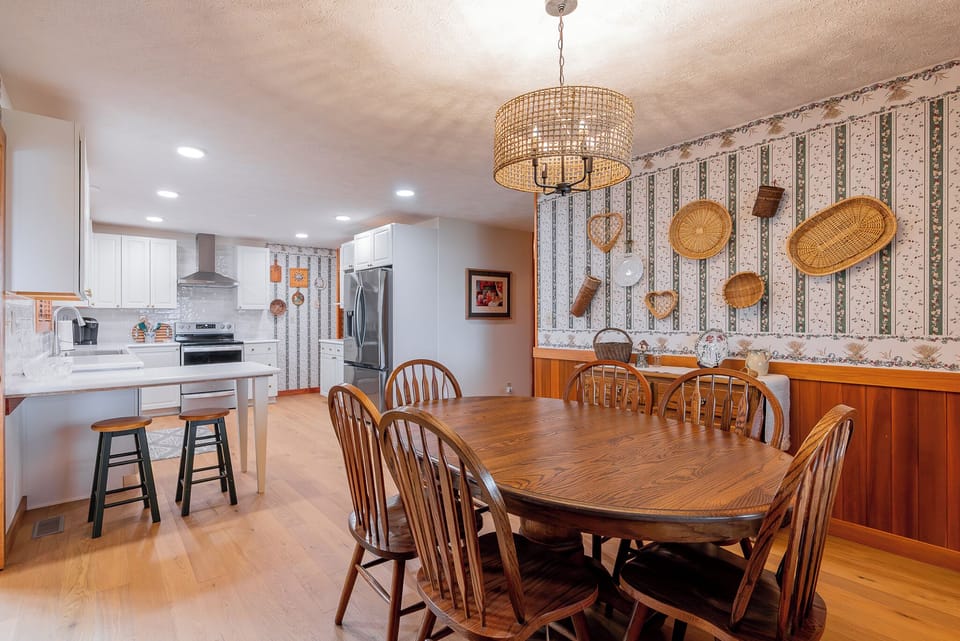 Dining Room and Kitchen