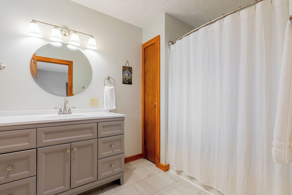 Ensuite Bathroom for the Downstairs Guest Bedroom.