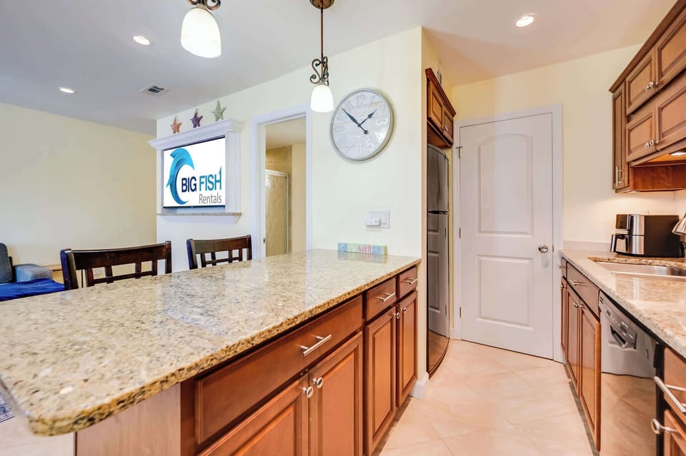 Large Kitchen Area

