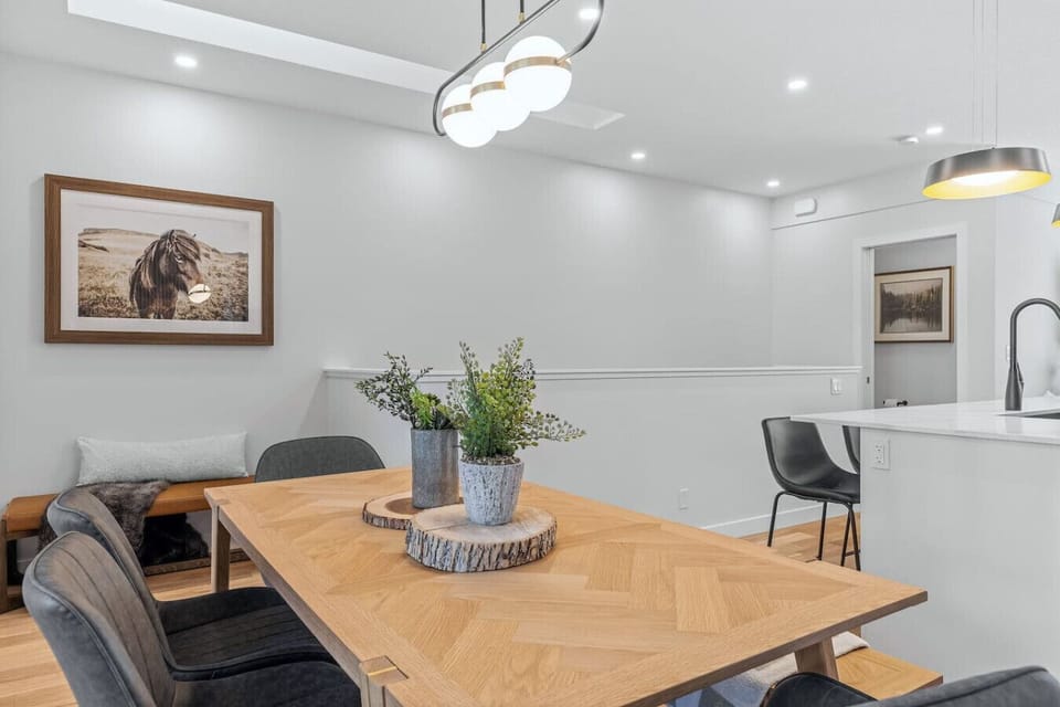 Dining area.