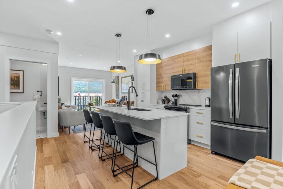 Modern kitchen.
