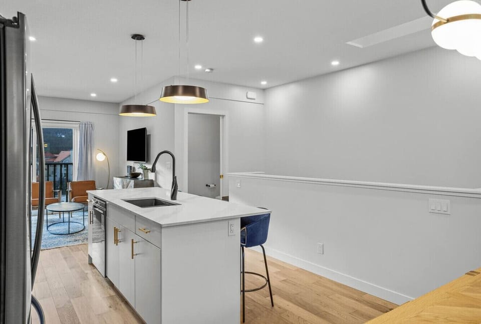 Kitchen Island.