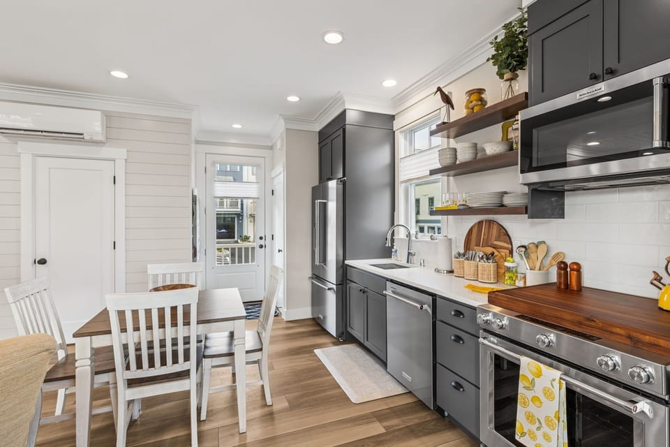 Kitchen and dining area