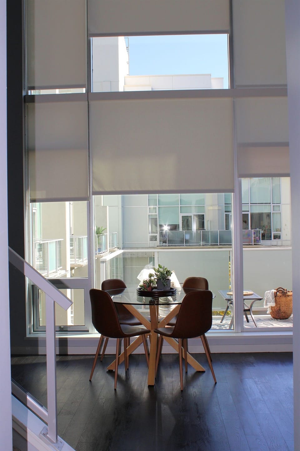 Living/Dining Area