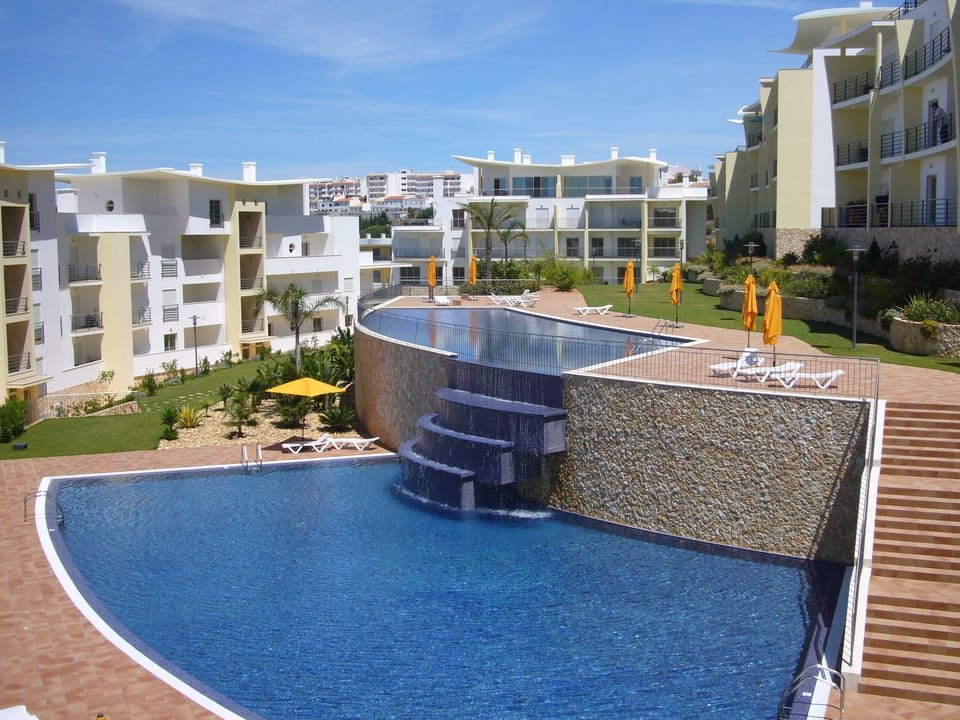 Encosta da Orada's stunning landscaped gardens and swimming pools
