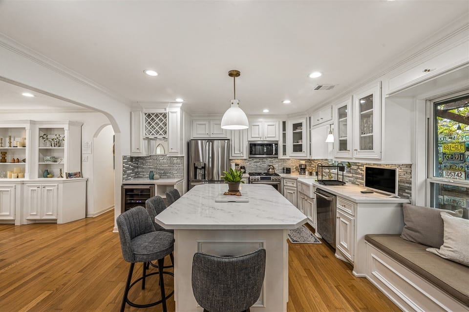 Plenty of space to prepare a delicious meal for your whole group.