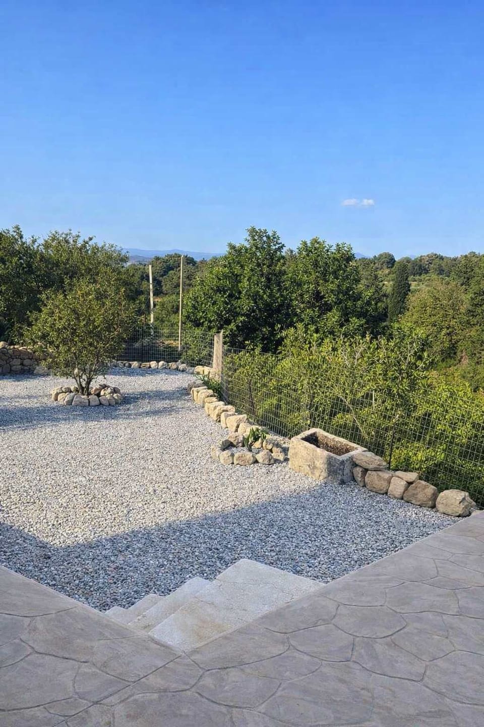 Exterior Garden with Lush Greenery and Open Nature Views