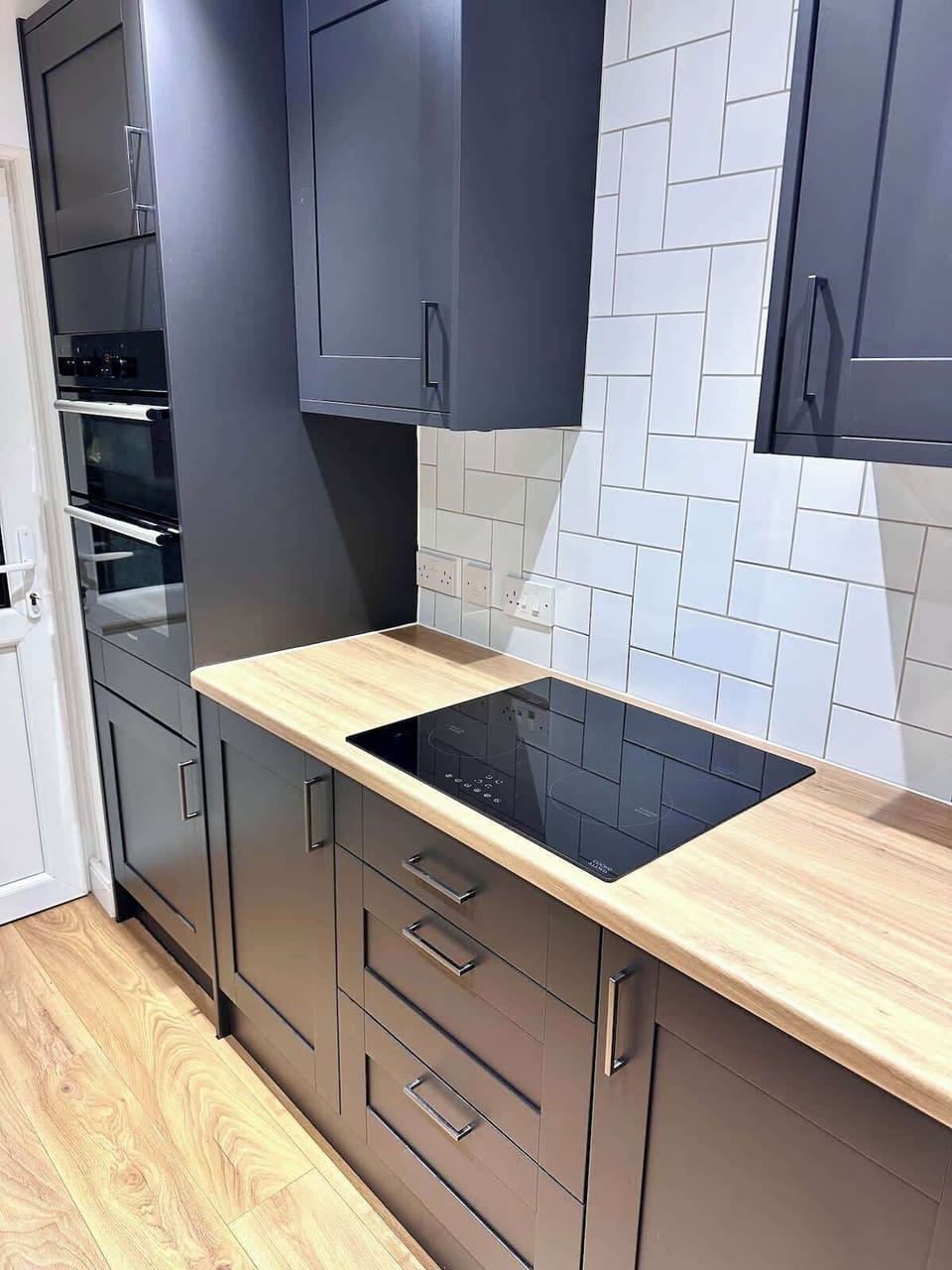 Electric hob, grill and oven making it safer and easier to use 