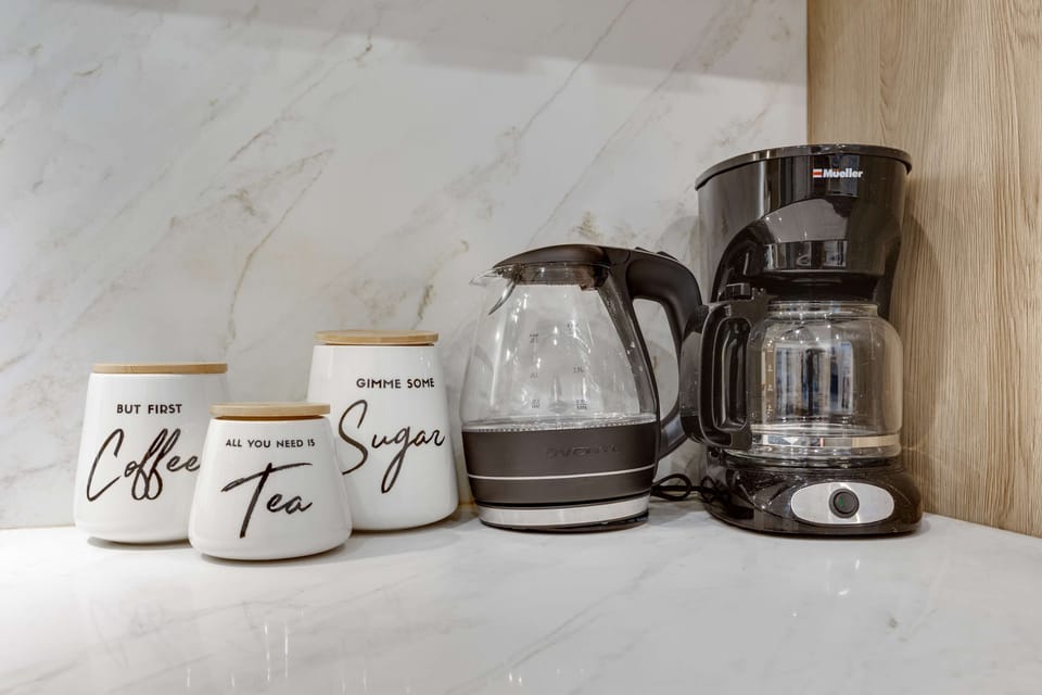 Coffee, tea and all things nice! Enjoy those mornings in the comfort of this home! #PhiladelphiaAirbnb #CenterCity #Fishtown #OldCity #PhillyStay #LuxuryStay #FamilyTravel #VisitPhilly #Superhost #WalkableLocation