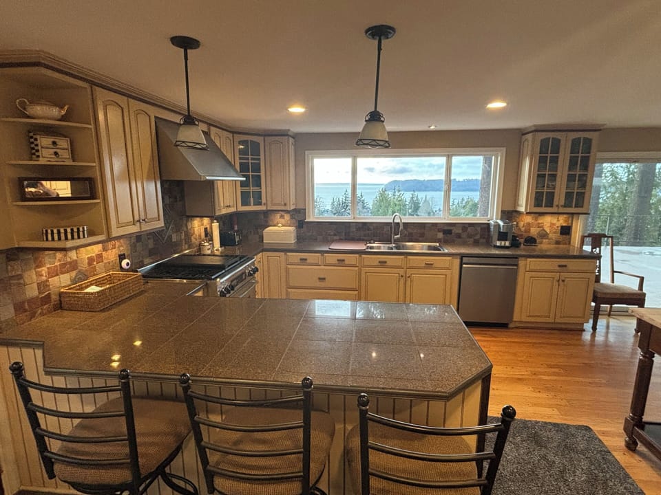 Big open kitchen with lots of room for creating and cooking