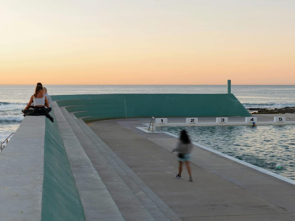 Newcastle Baths 5-10 min Walk