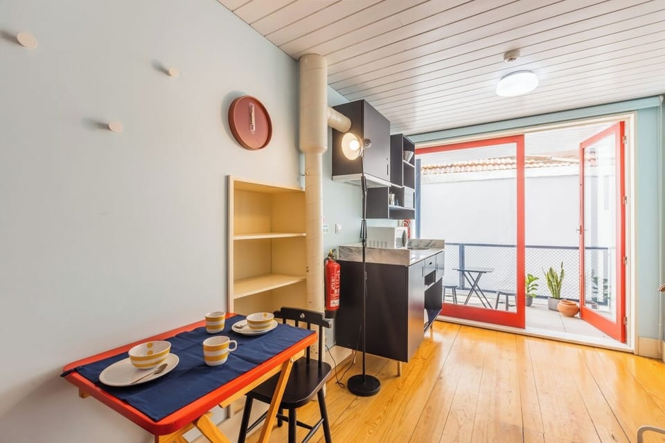 Equipped Kitchenette