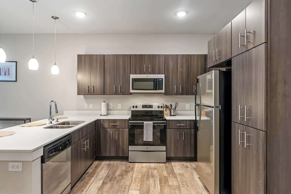 Unit 1: Fully equipped kitchen