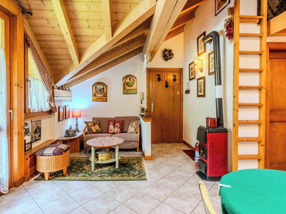 Wood, Home, House, Interior Design, Furniture, Ceiling, Room, Door, Cottage, Living Room
