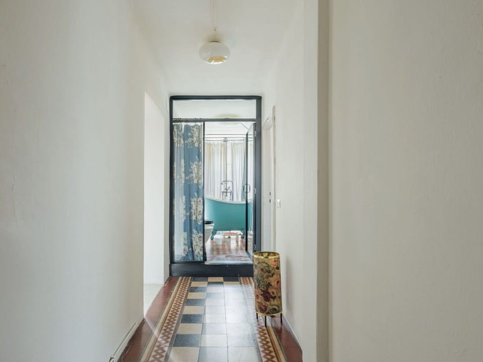 Shrub, Garden, Cottage, Shade, Landscaping, Yard, Backyard, Villa, Farmhouse, Houseplant