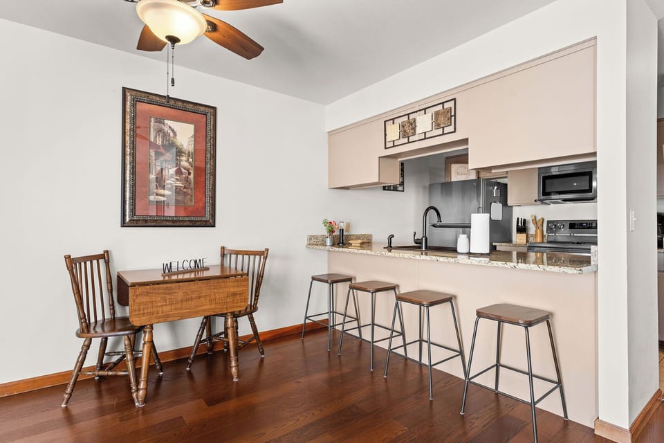 Lots of dining seating options