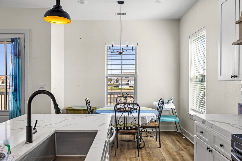 A cozy dining space just off the kitchen