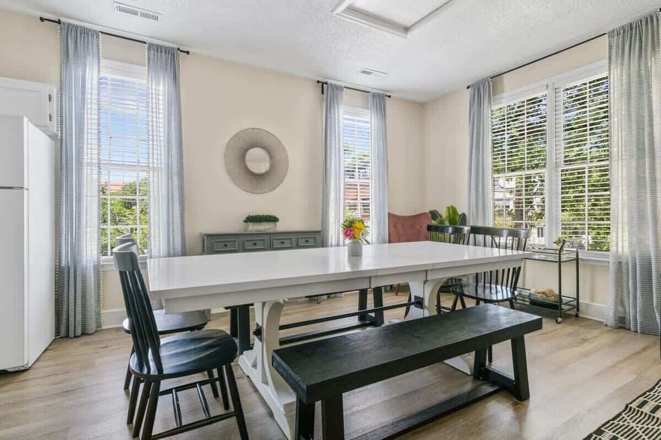 Dining Area #1 with seating for your group! This is a bright and welcoming space!