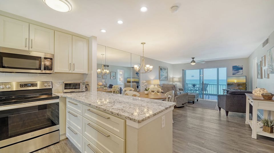 Kitchen to Living Room