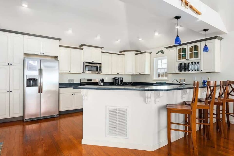 Bright, open concept kitchen