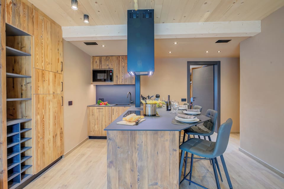 Kitchen and dining area