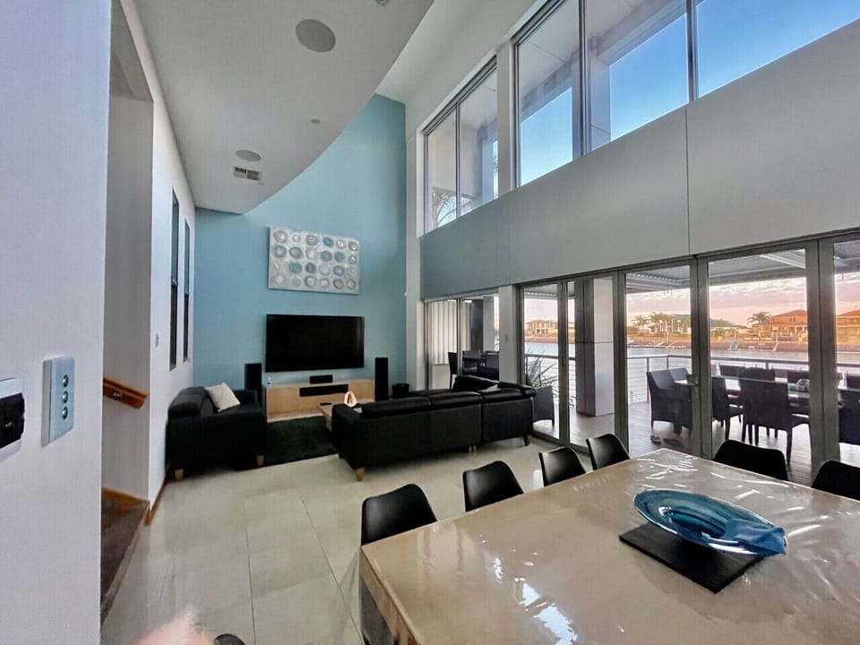 Living & Dining