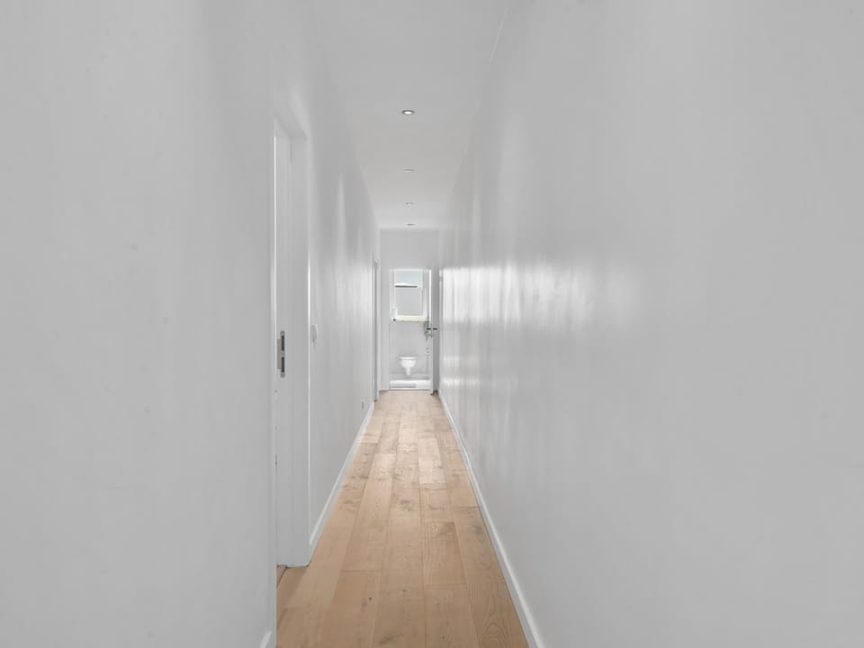 Entrance / Reception