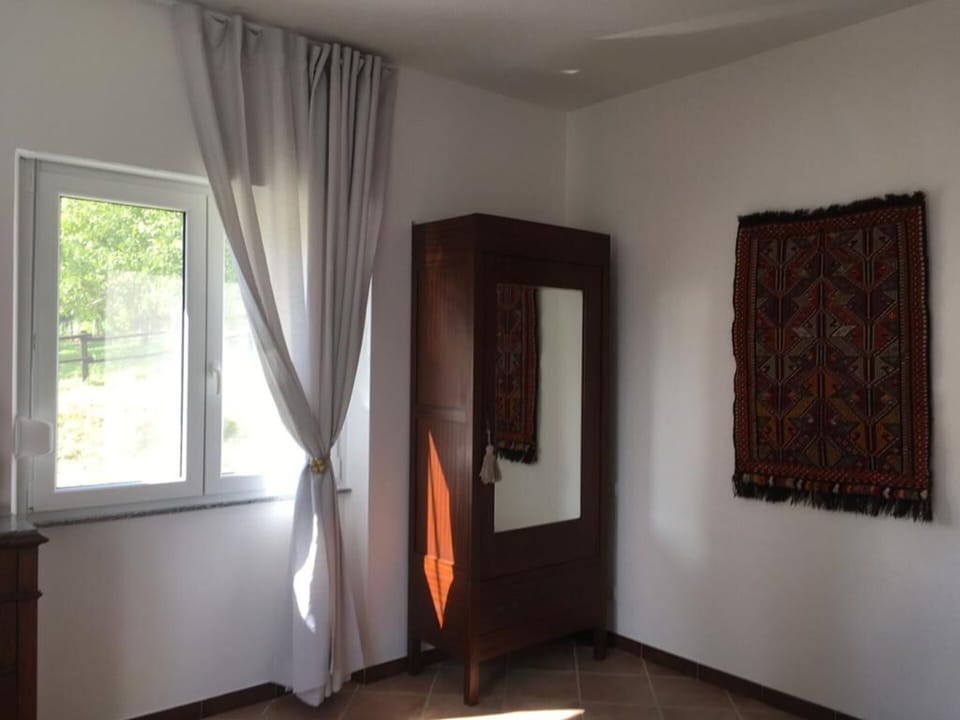 Autumn, Bedroom, Spring, Summer