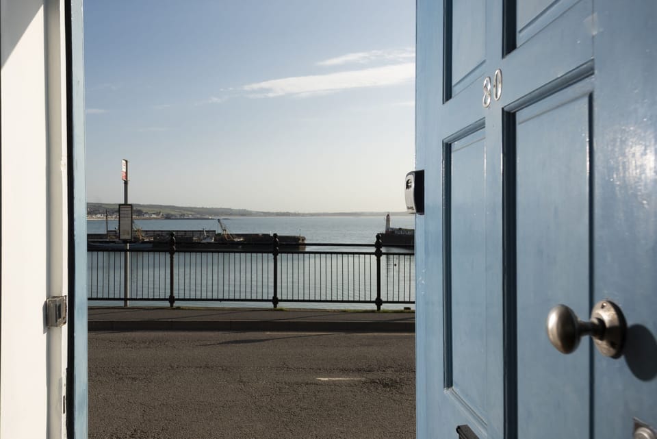 Stunning views literally on your doorstep - Harbour Watch Cottage