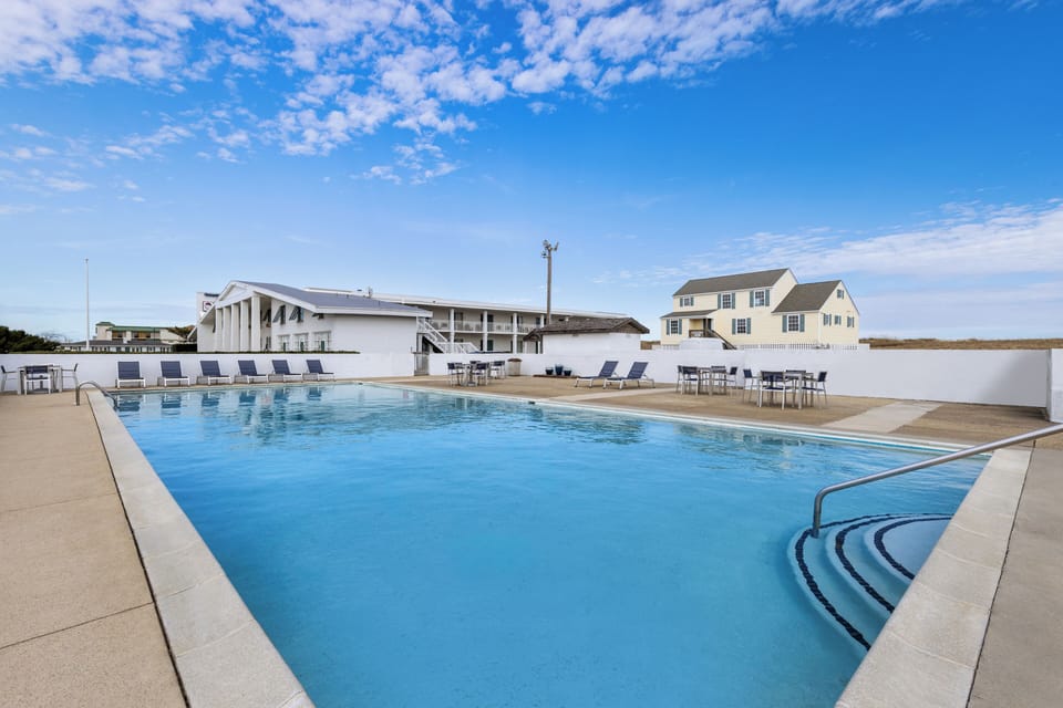Access to our seasonal community pool is included with your rental