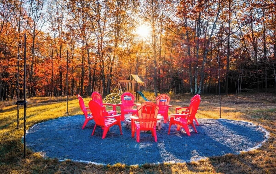 Cozy up by the fire pit—perfect for s’mores, sunsets, and great conversations.