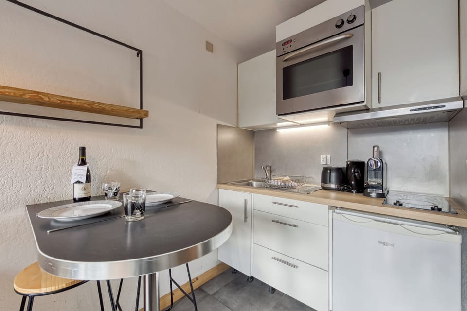 Kitchen and dining area