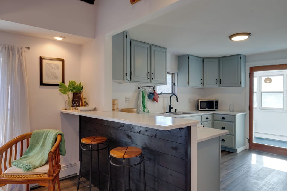 Kitchen | Stove/Oven | Dishwasher | Drip & Keurig Coffee Makers