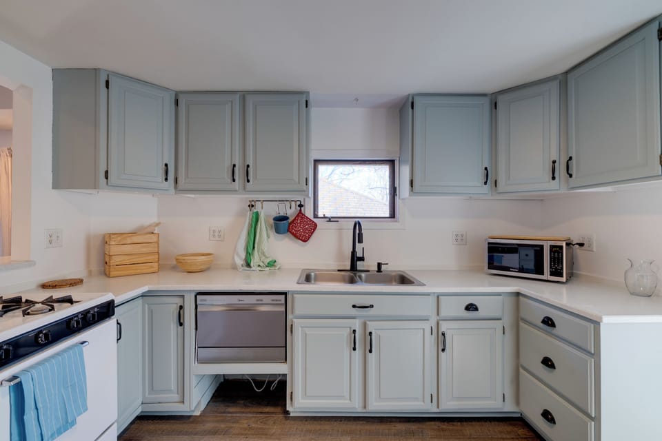 Kitchen | Refrigerator