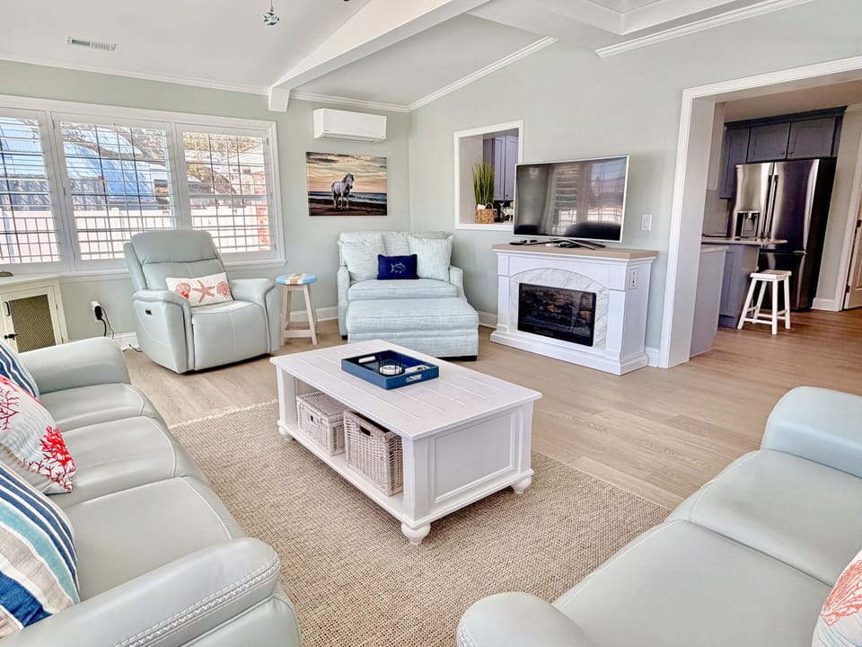 Living Room
3.27.26 - JR