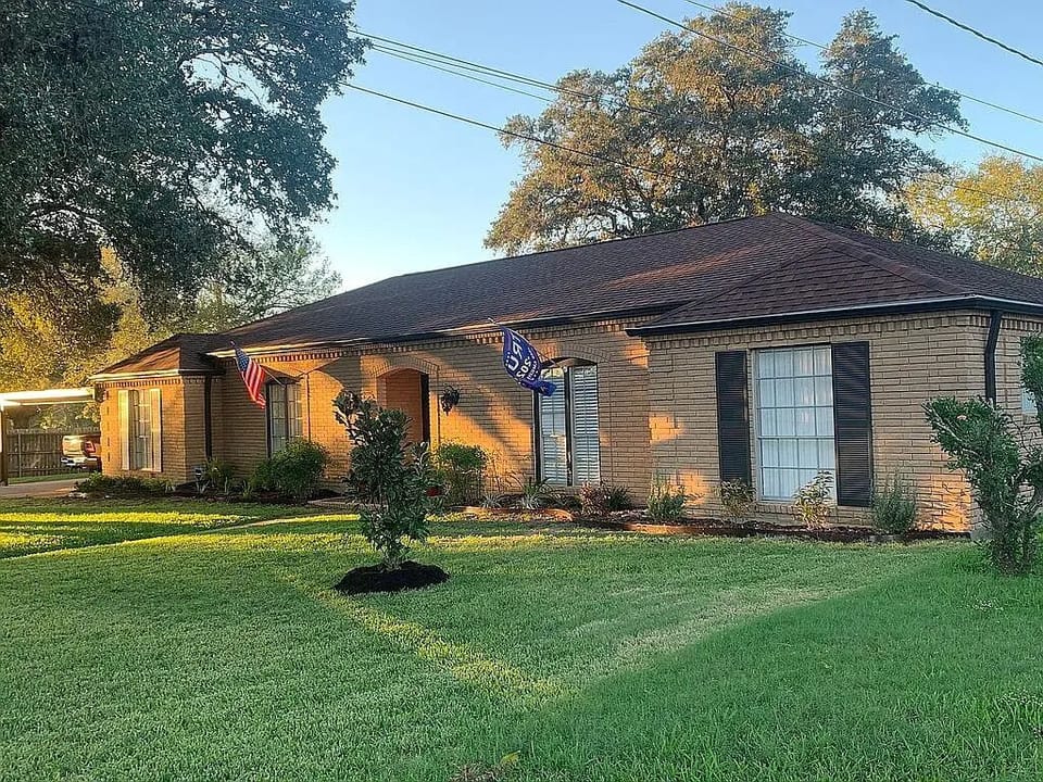 Step outside to open skies, fresh air, and quiet surroundings.