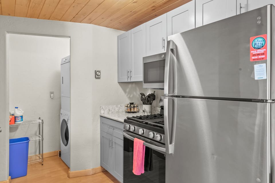 Full Size Washer and Dryer