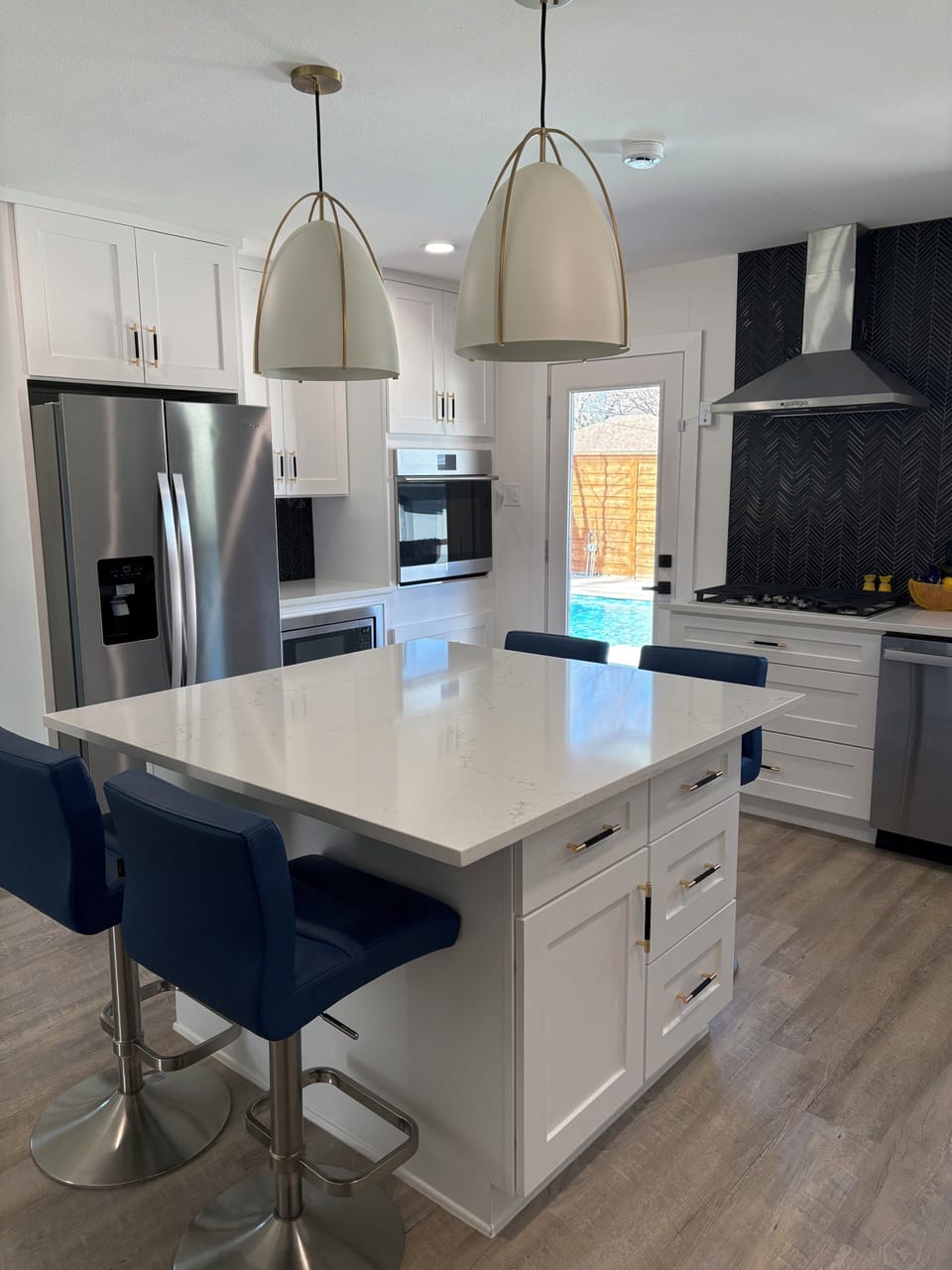 Like new condition throughout.