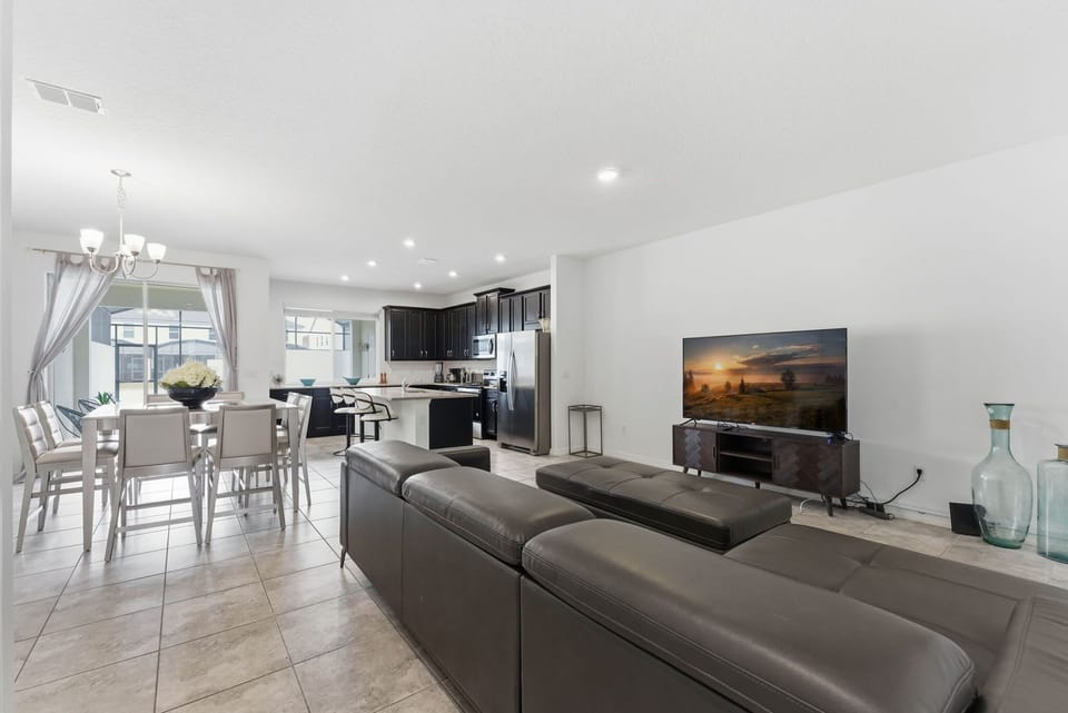 Communal lounge / TV room,Living Room