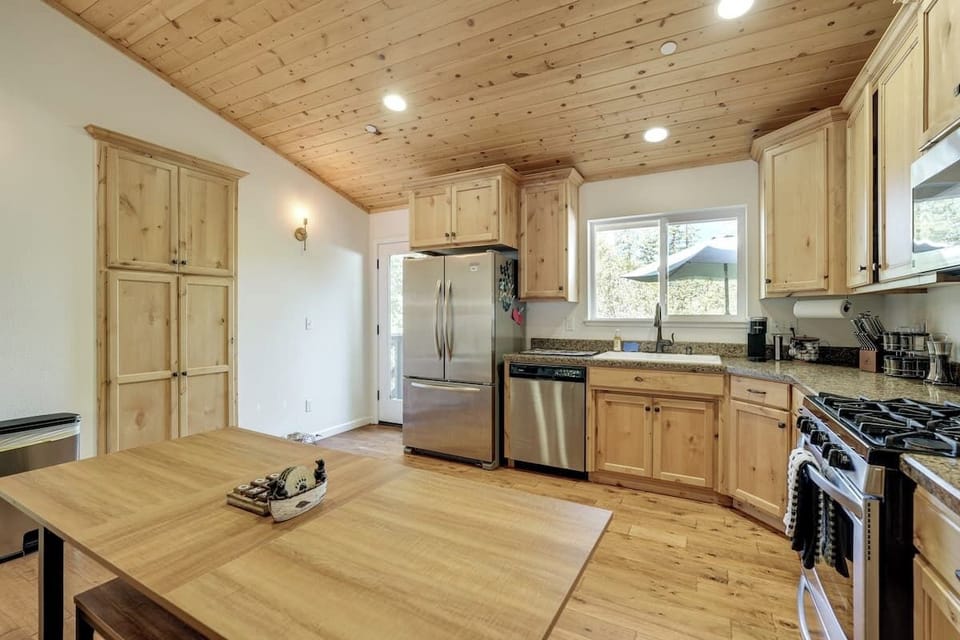 Simple dining space that makes meals and game nights easy