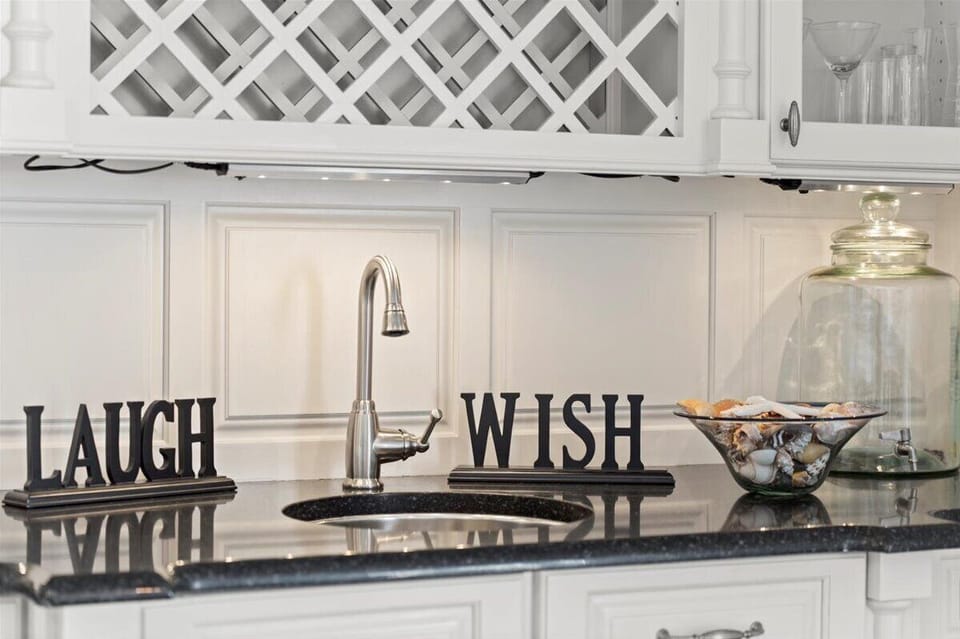 Modern finishes and thoughtful details elevate everyday cooking.