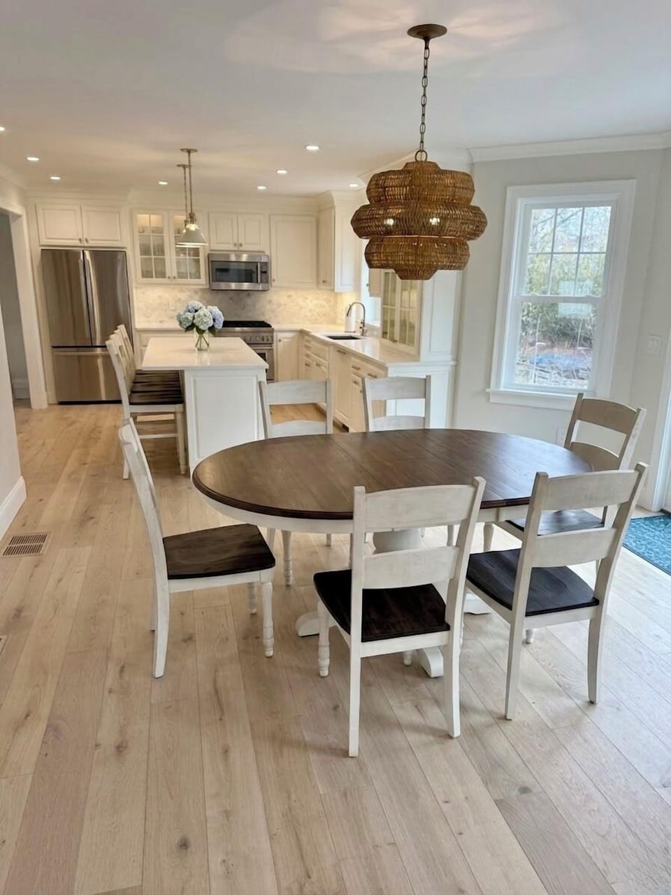 Kitchen island & dining table, seats for 10 people