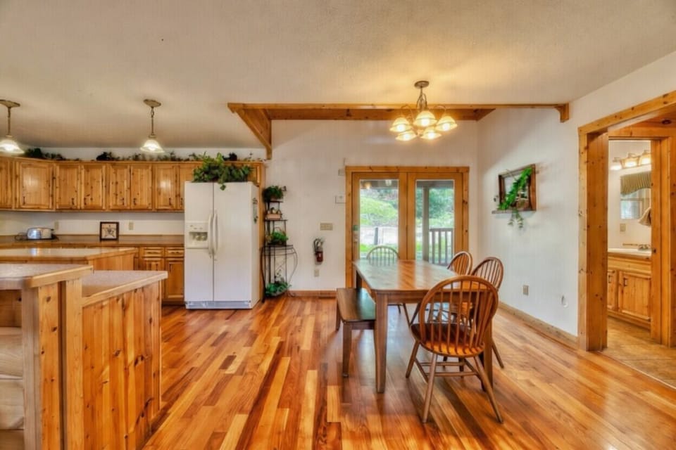 Gather and enjoy meals together while making memories.