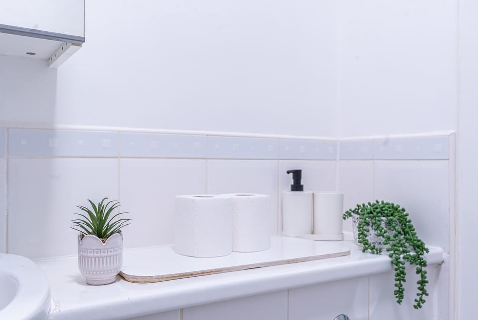 Clean, simple and practical, designed to make daily routines easy.