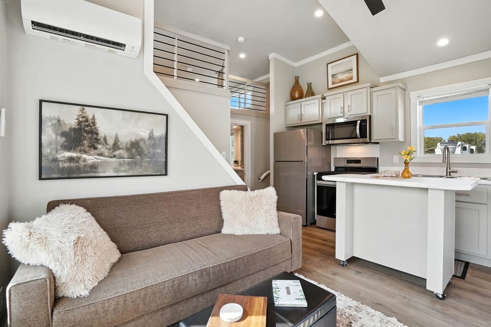 Image picker C281BFA9 1FC5 4B01 8D25 CC3A702BB7AC 22122 00000EF4F55901BA