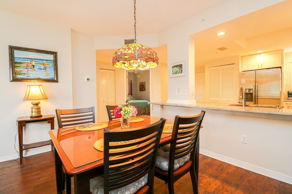 St. Augustine Beach Rentals Dining Room