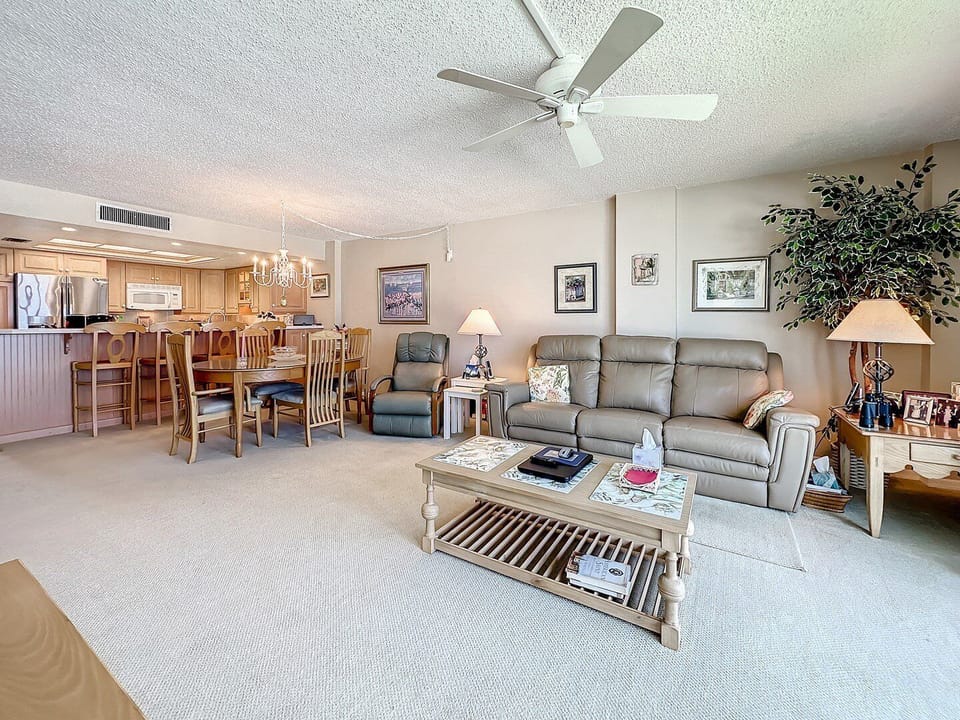 St. Augustine Beach Rentals Living Room